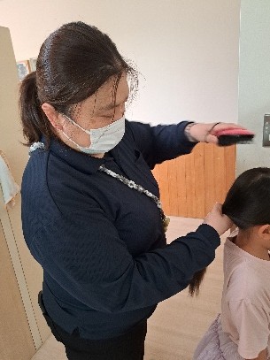 【一般職】中尾　小都枝